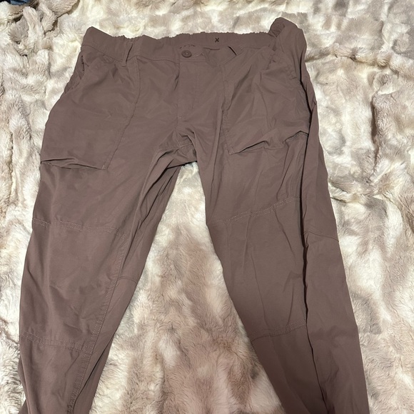 These leggings are brown size 14. Petite brand Ray Coupe. - Picture 1 of 4